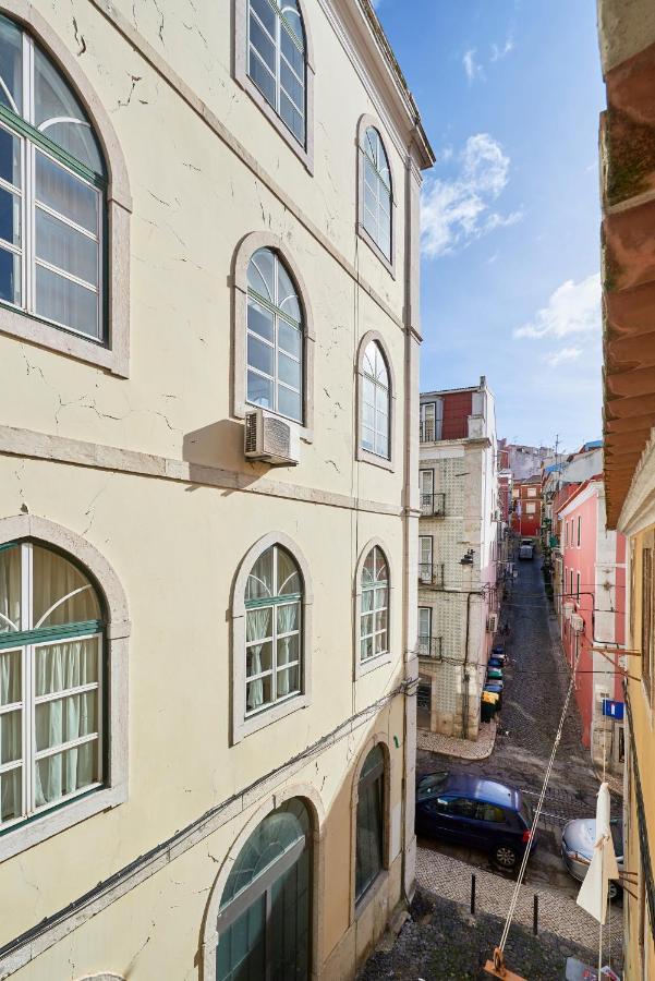 Charming Apartment In Historic Center Lisbon Exterior photo